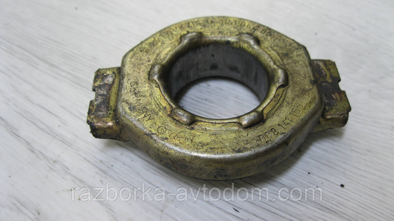 Витискний підшипник зчеплення VW LT 28-35, LT 40-55, Transporter T3, Passat B2, Audi 100 C3, 200 C3 OE: 88141165