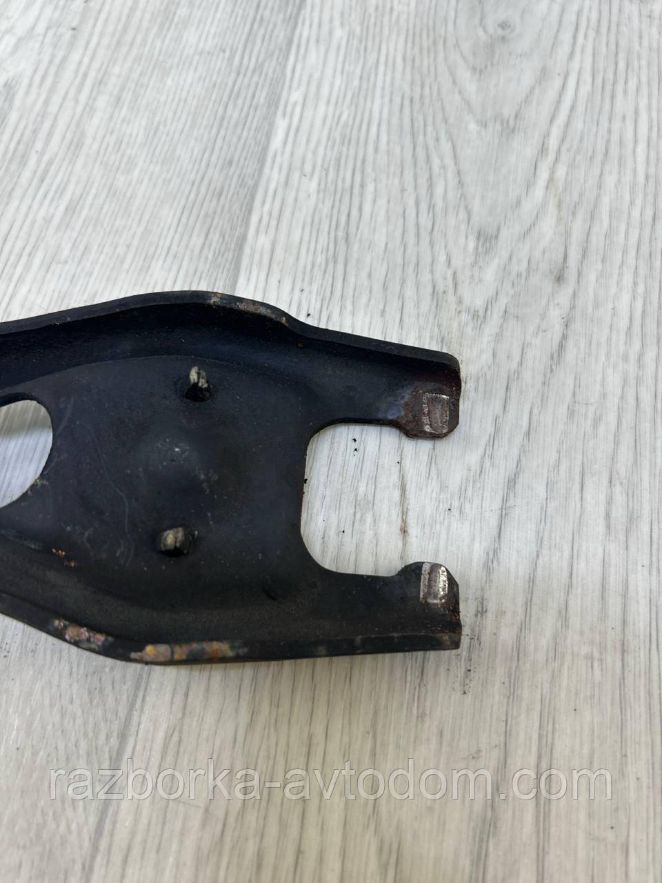 Виделка зчеплення (кп, коробки передач) 1.4HDI Peugeot Bipper (07-), Fiat Fiorino (07-), Citroen Nemo (07-) OE:211763