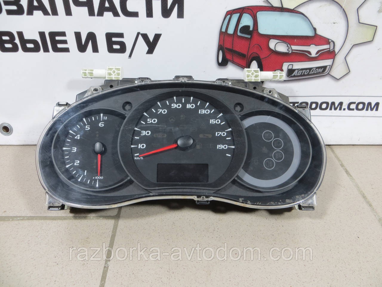 Панель приладів Renault Kangoo 08-18 1.5dCi 8200796022