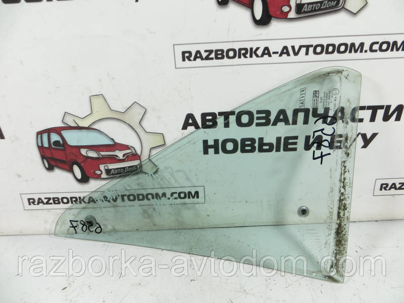 Скло заднього правого дверцята (форточка) Fiat CROMA (1986-1996) ОЕ: 8 241 9937