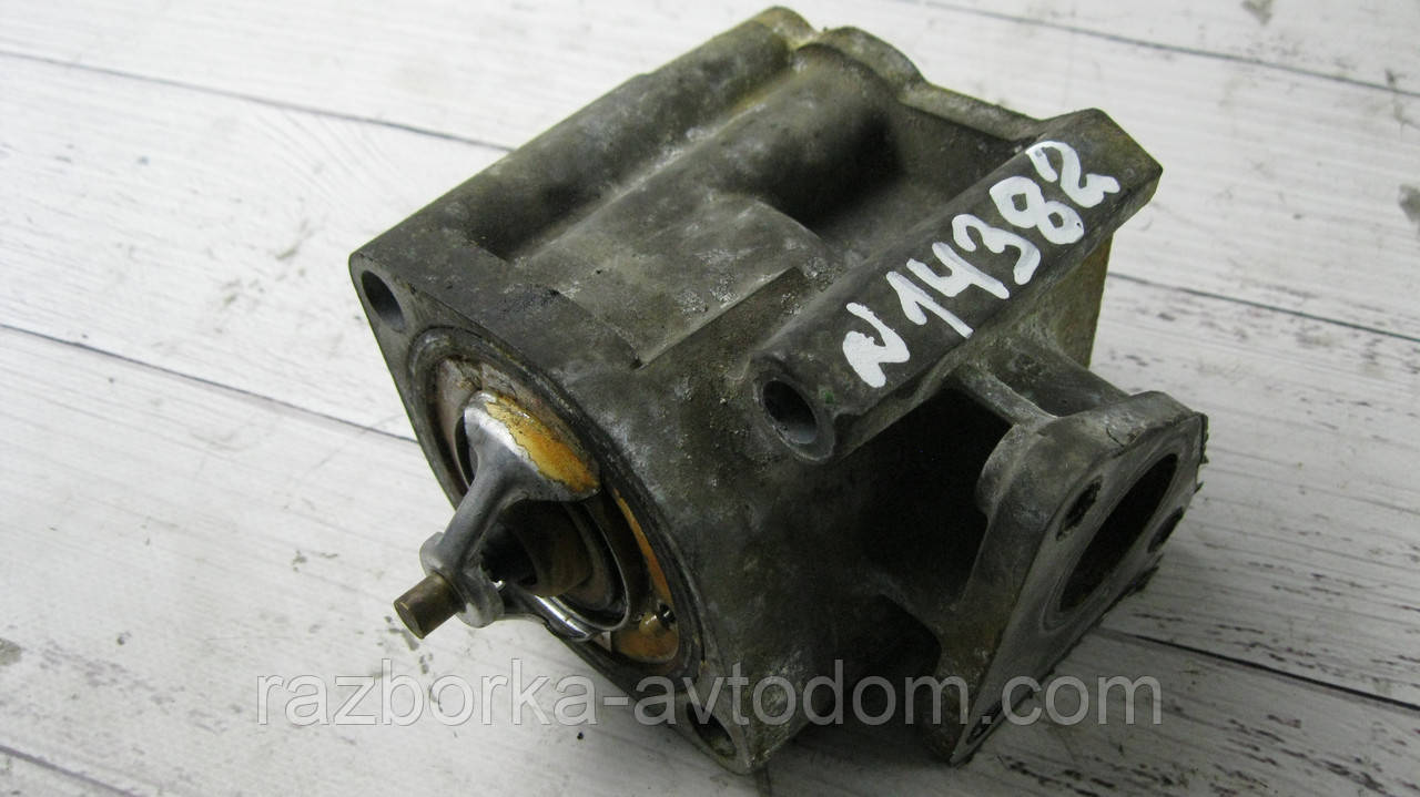 Корпус термостата Mitsubishi Pajero Sport 1 (1997-2009) OE:MD307132