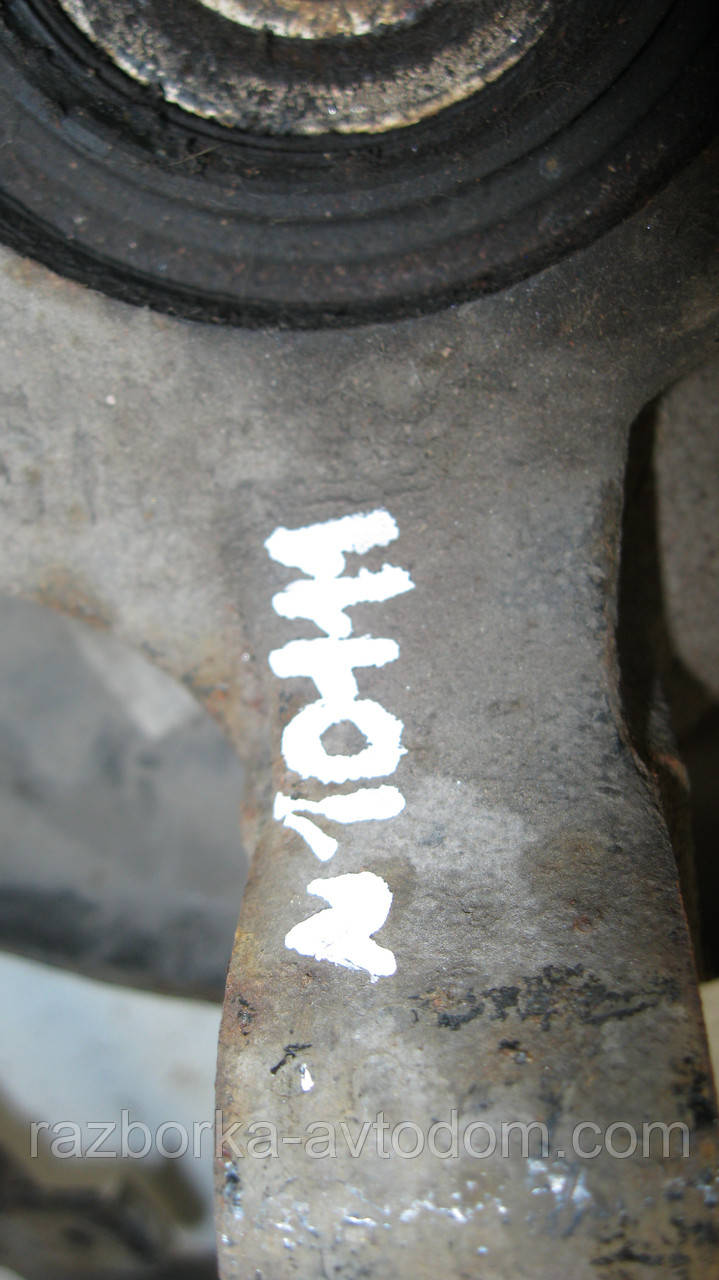 Поворотний кулак/ступиця передній правий Nissan Sunny N14 (1990-1995), Almera N15 (1995-1999) OE:4001453Y00 фото 2
