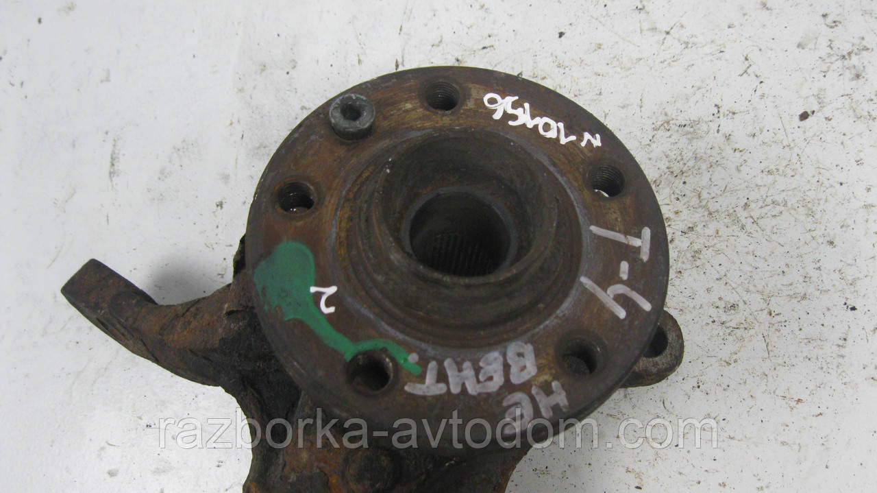 Поворотний кулак/ступиця передня ліва (цуфа) VW Transporter T4 (1990-1996) OE: 701407257A фото 2