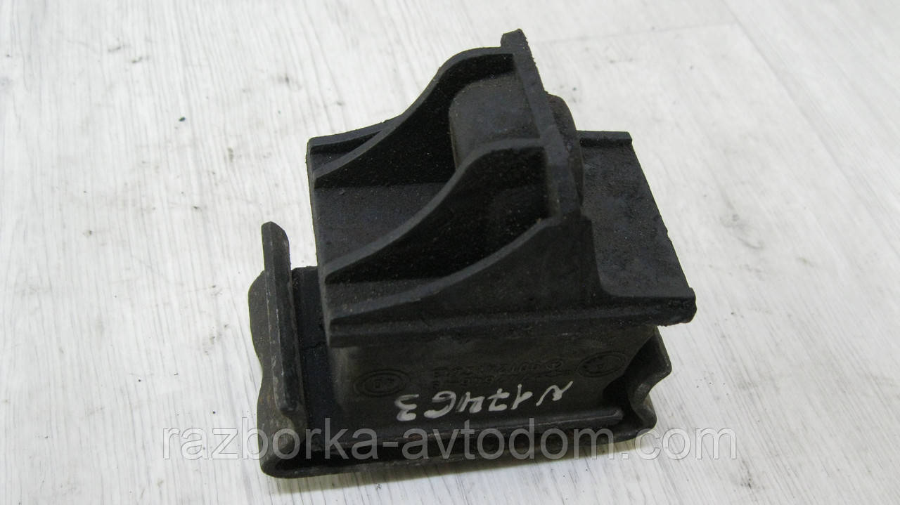 Подушка двигуна передня Mercedes Sprinter (1995-2006) A9012412413, 9012412413