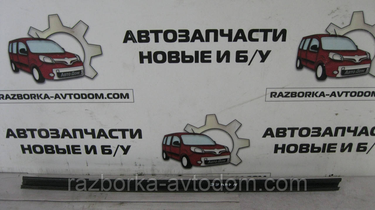 Ущільнювач скла дверей передньої правої (внутрішні) Citroen C4 Picasso (2006-2013) OE:9310J0