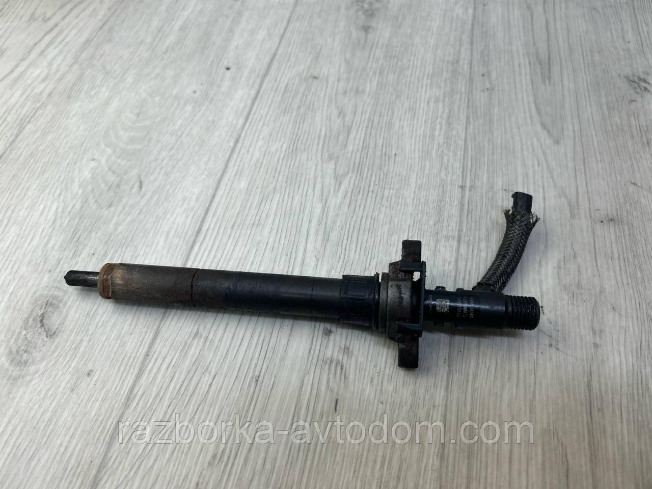 Форсунка дизельна 2.0HDI Peugeot 407 (04-), Citroen Jumpy (07-), Scudo (07-) OE:9688438580, Ejbr06001d