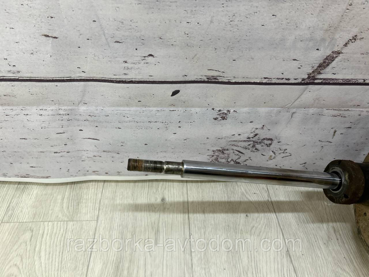 Амортизатор передній лівий Citroen C4 (04-10) OE:3452 Дефект: запотівання