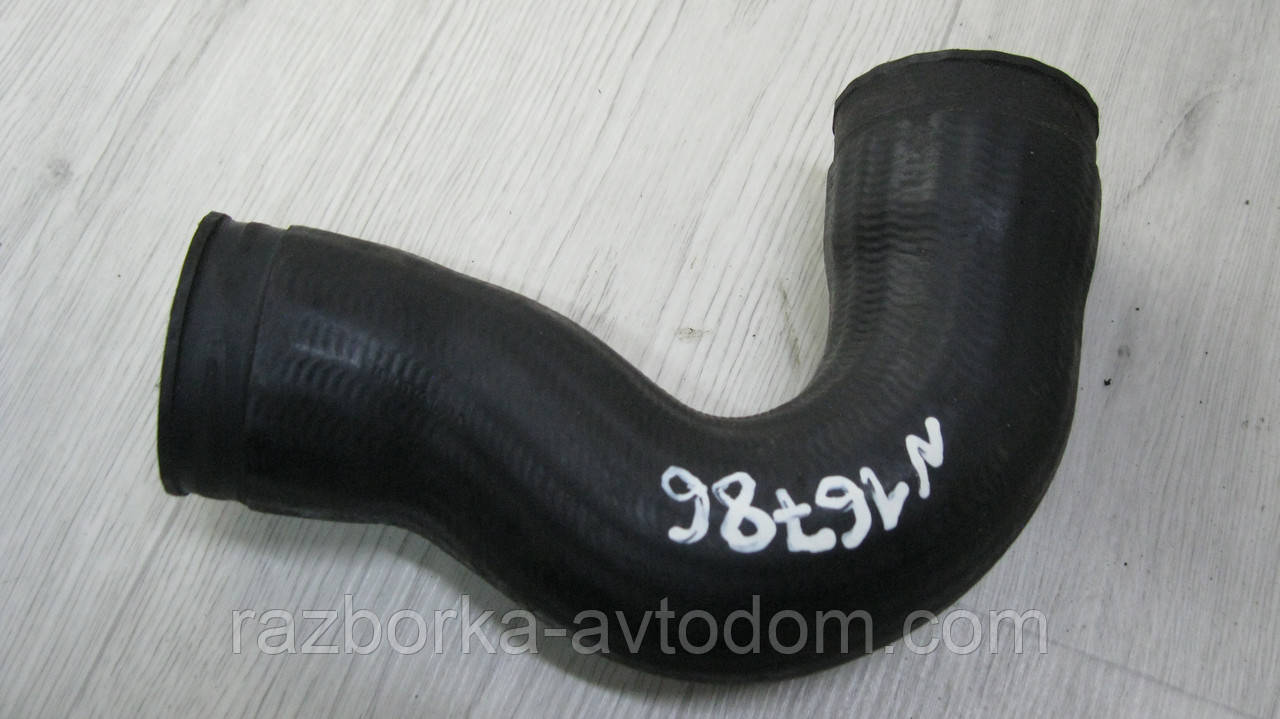 Патунок інтеркулера VW Golf 4 (1997-2006) 1.9tdi OE: 1J0145838B