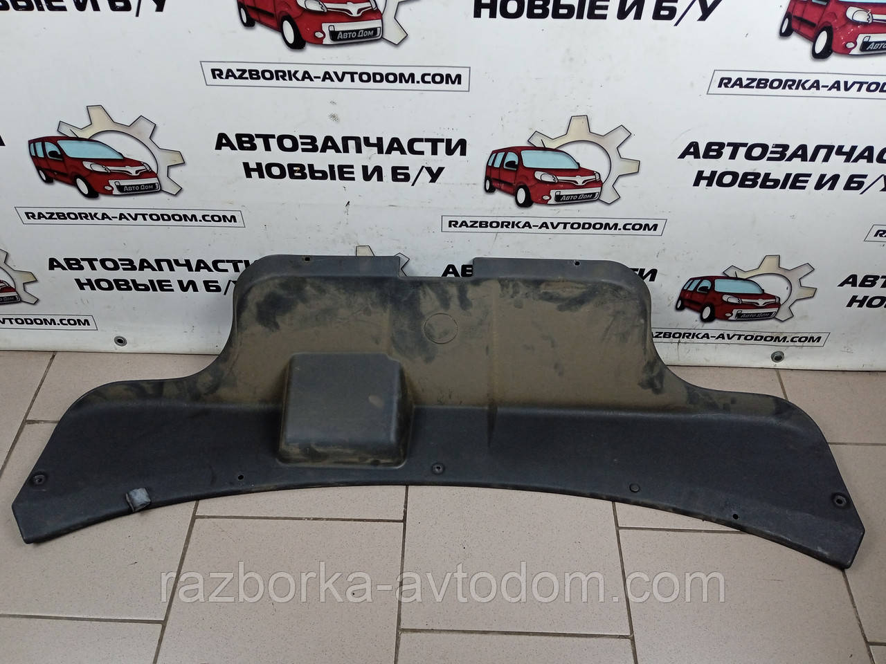 Обшивка дверей кришки багажника Volvo 440/460 (1988-1996)  OE:436133
