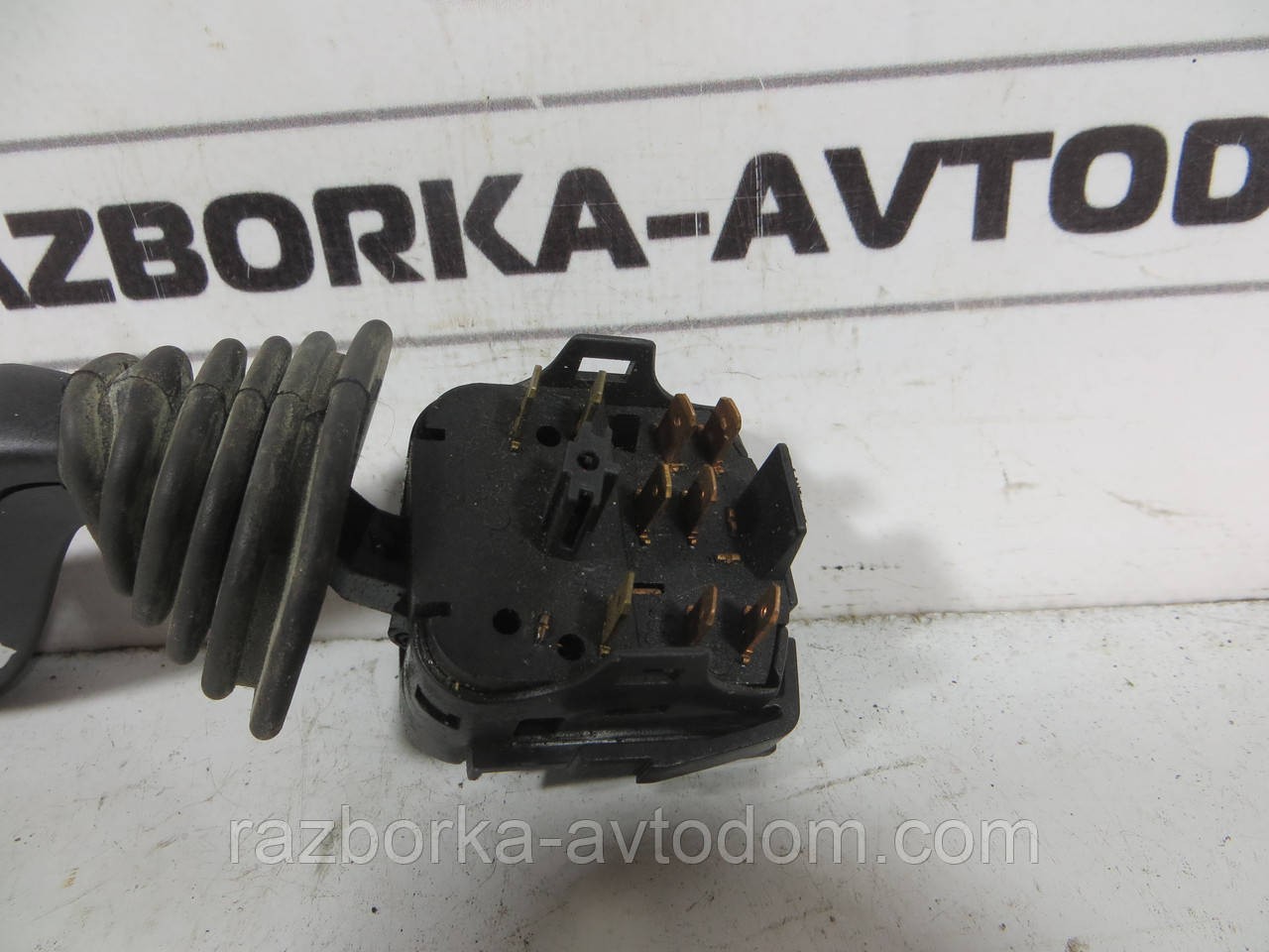 Підрульовий перемикач правий Opel Astra OEM 90243395