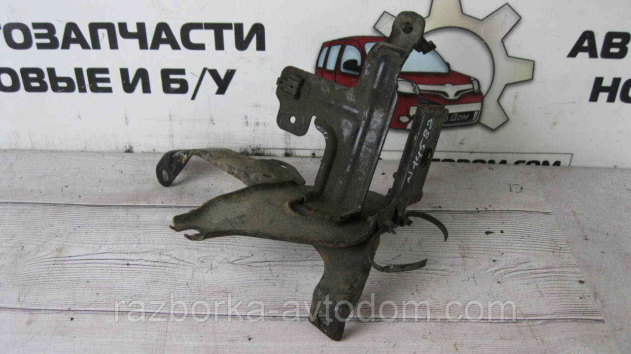Кронштейн блока ABS Opel Corsa C (2000-2012), Combo (2001-2011), Meriva A OE:13182317, 449021146