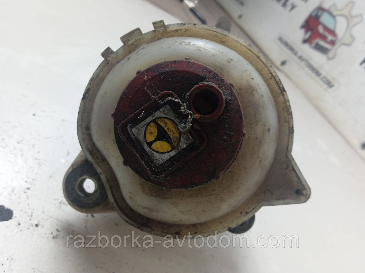 Бачок радіатора рідини гідропідсилювача 1.9JTD FIAT DOBLO (2000-2009) ОЕ: 46808334, 46820261