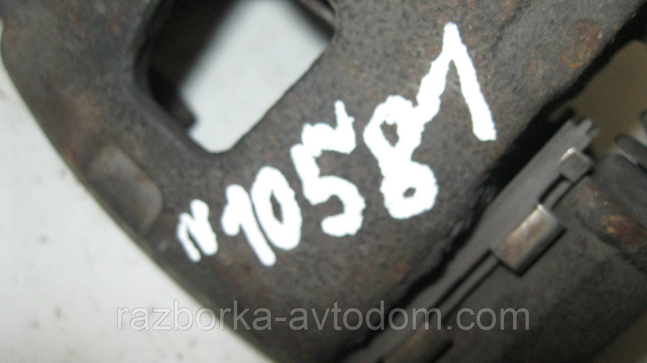 Суппорт передній лівий Bosch Nissan Sunny N14 (1990-1995) OE:0986473053090