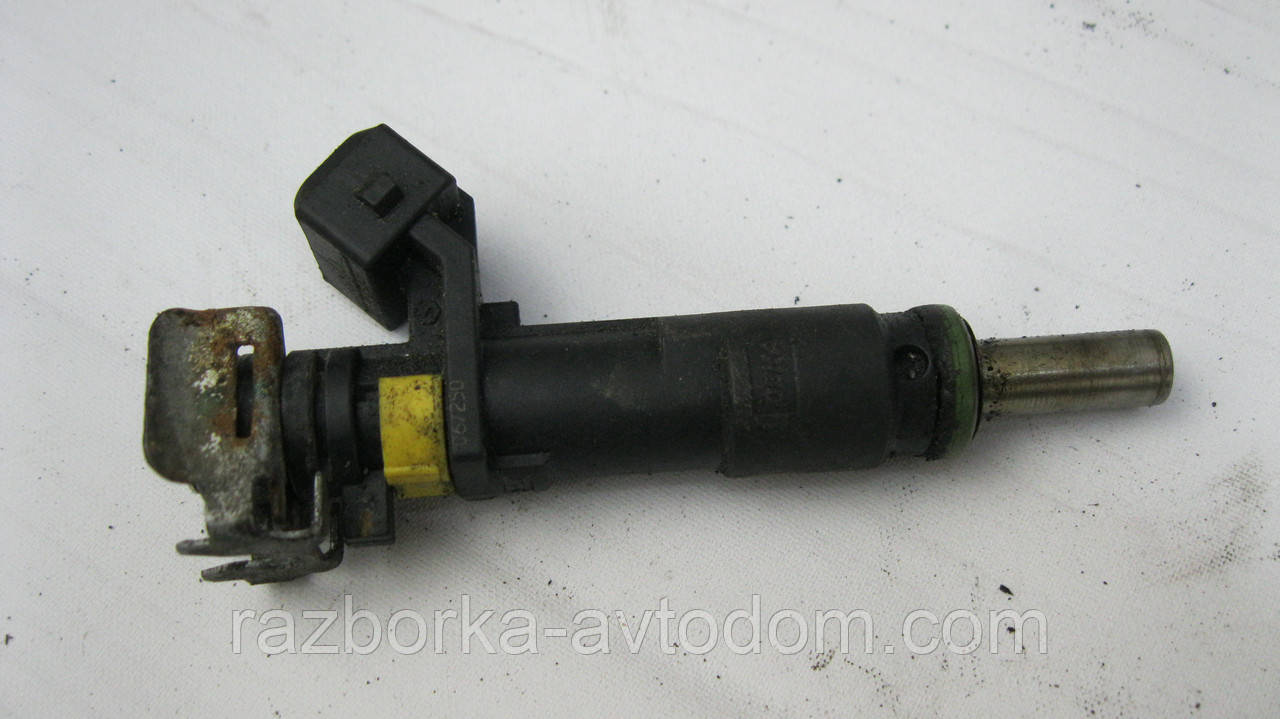 Форсунка паливна бензин Opel Astra H, Vectra C, Chevrolet Cruze 1,8i OE:93185686, 55353806