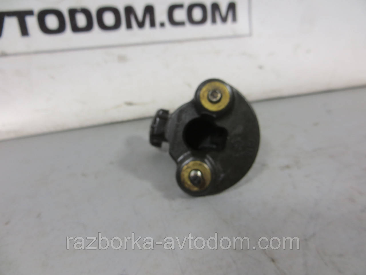 Бігунок розподілювача запалювання Opel Ascona, Kadett, Calibra ОЕ:1234332381