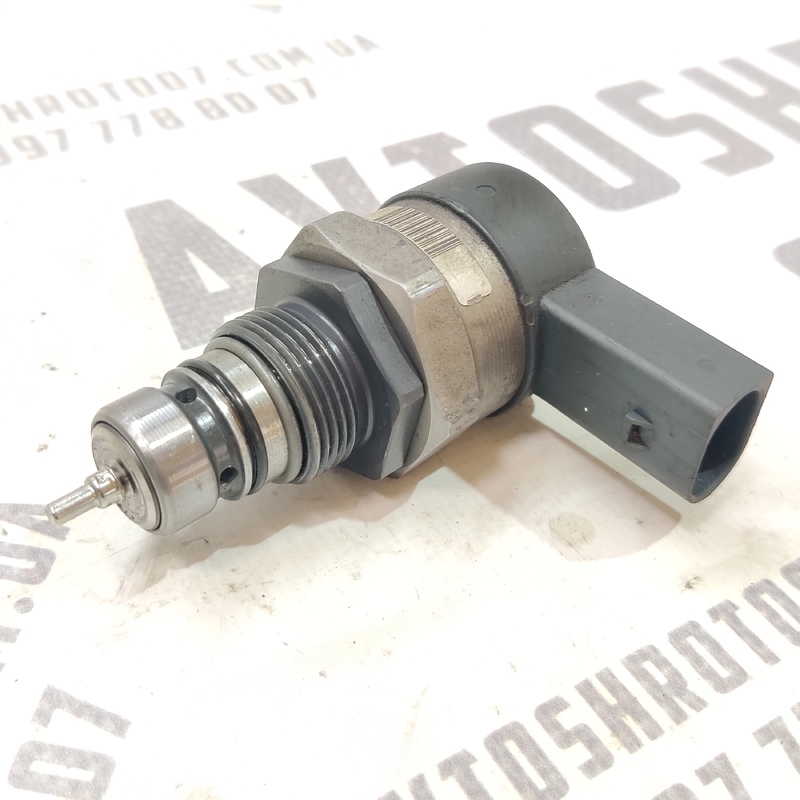 Датчик тиску Audi A4 B8 (07-15) 2.0 Дизель 057130764H фото 2