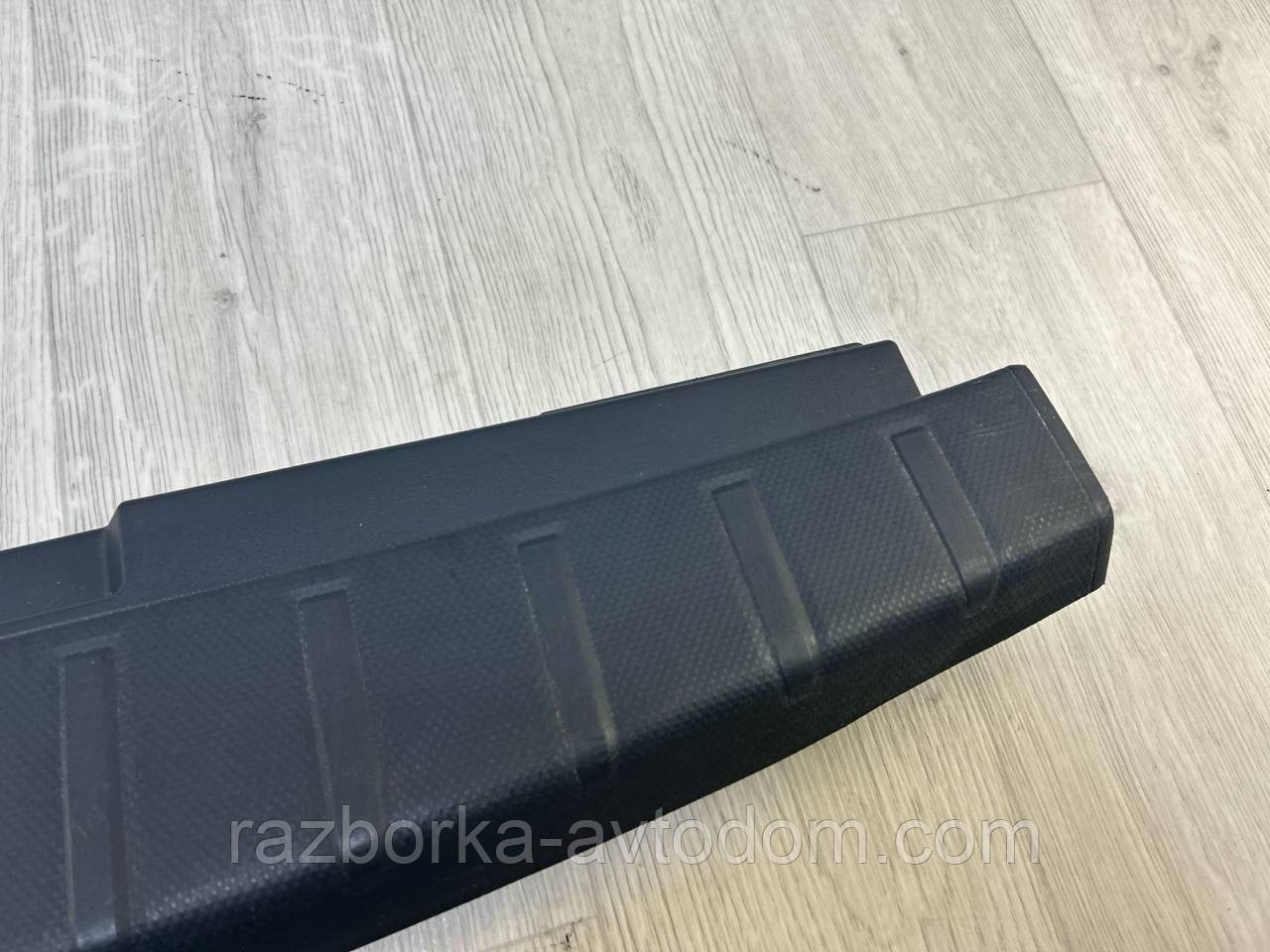 Накладка пластикова багажника subaru outback (2020-2023) OE:95073an00a