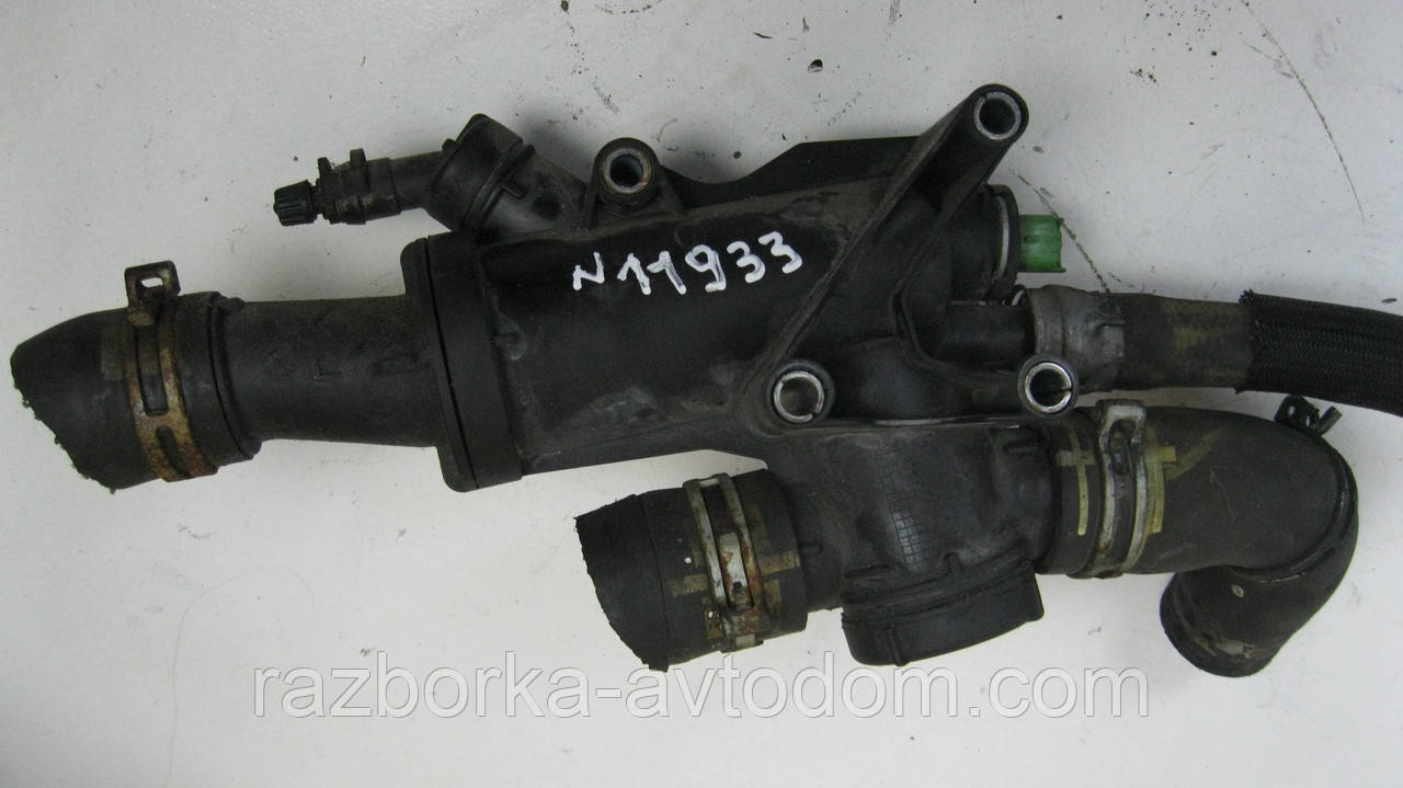 Корпус термостата Citroen C4 Picasso, Jumpy, Peugeot Expert, Scudo (2006-2013) 2,0 HDI OE:1336Y9