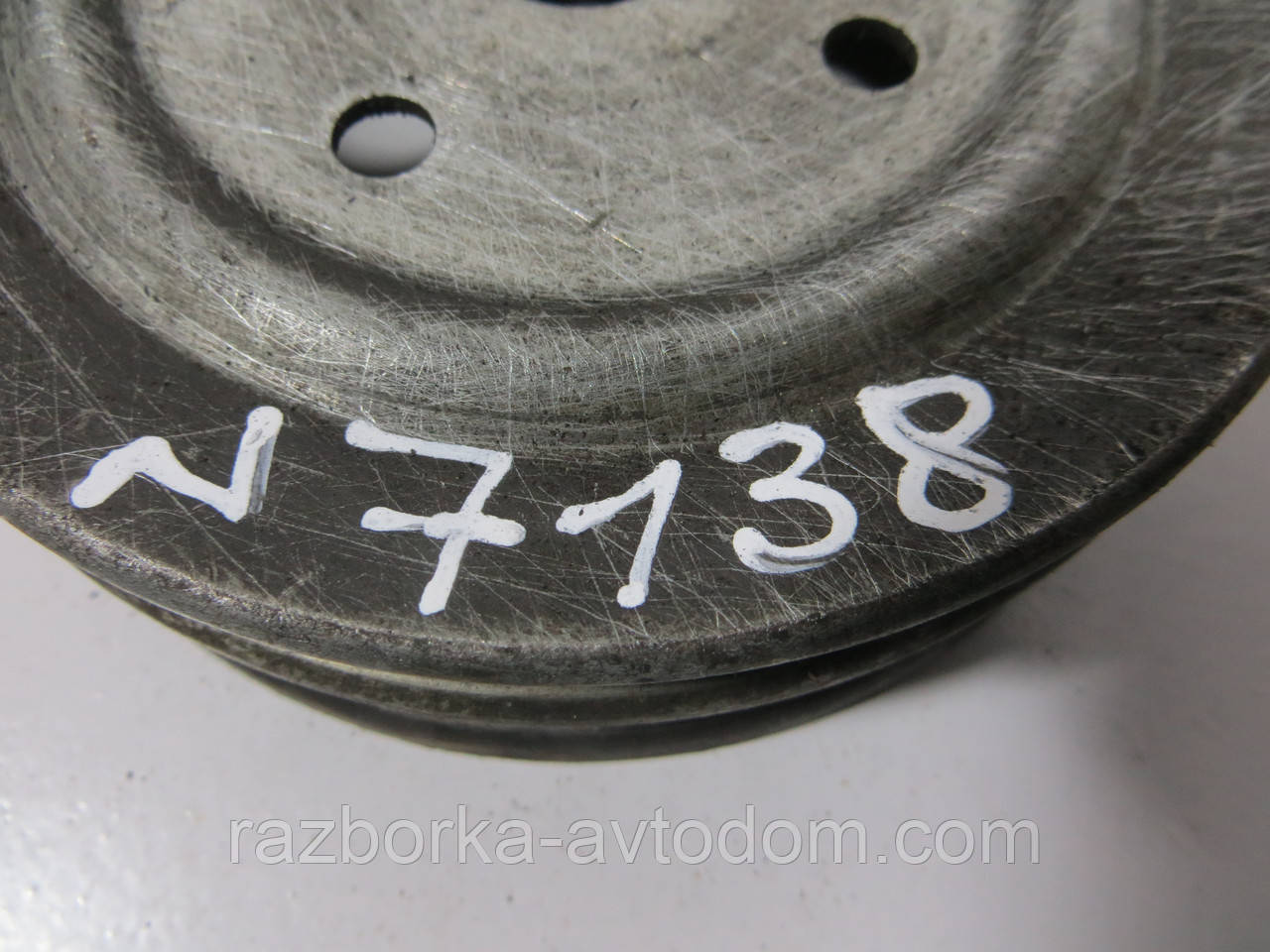 Шків клиновий Volvo 740, 240, 260, 760, 2,4D (1978-1992) ОЕ: 1257640