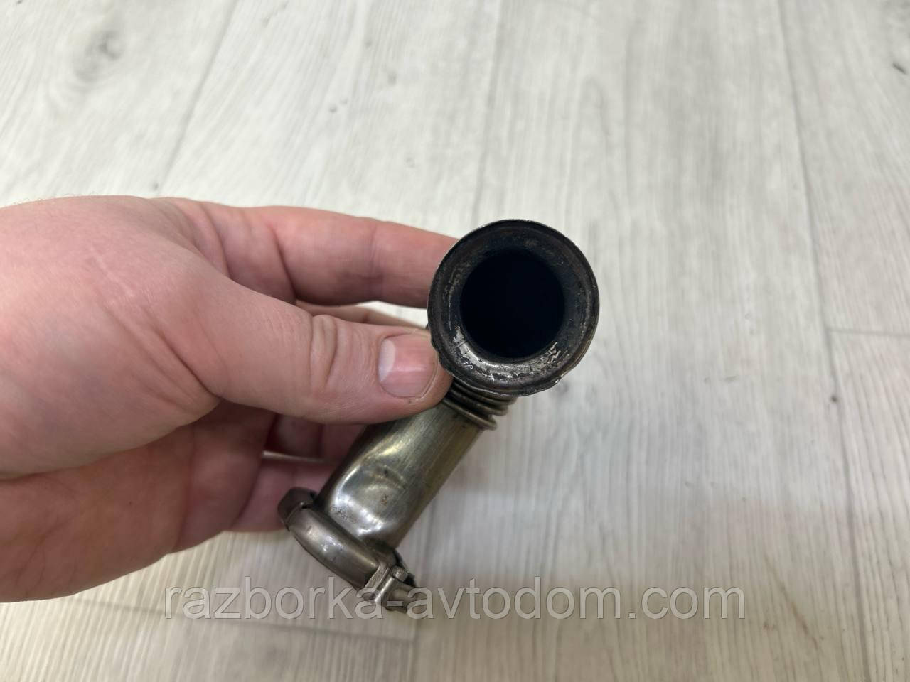 Трубка клапана EGR 1.5DCI Renault Megane 2 (03-09) OE:8200068490