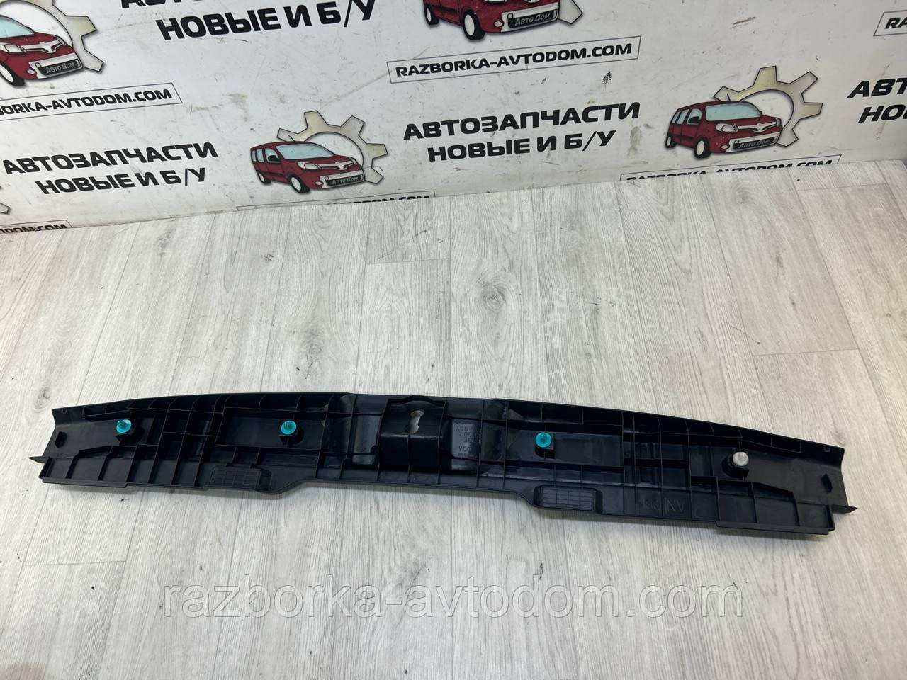 Накладка пластикова багажника subaru outback (2020-2023) OE:95073an00a