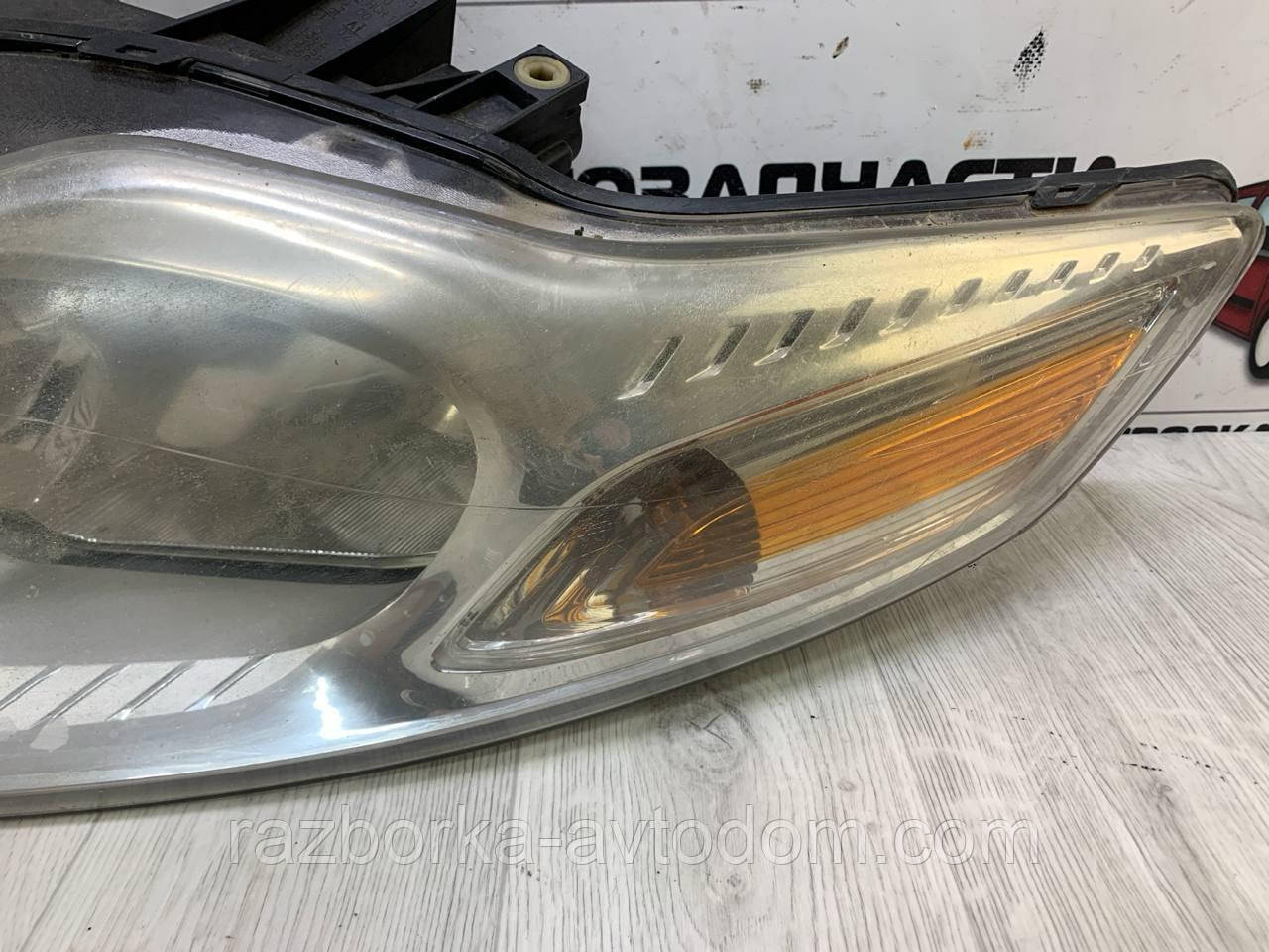 Фара ліва Ford Mondeo (07-10) OE: 7S7113K060 ДЕФЕКТ!!