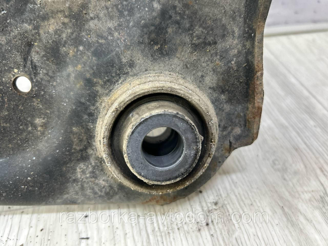Важіль передній лівий Renault Scenic 3, Megane 3 (09-16) OE:545016101r Дефект