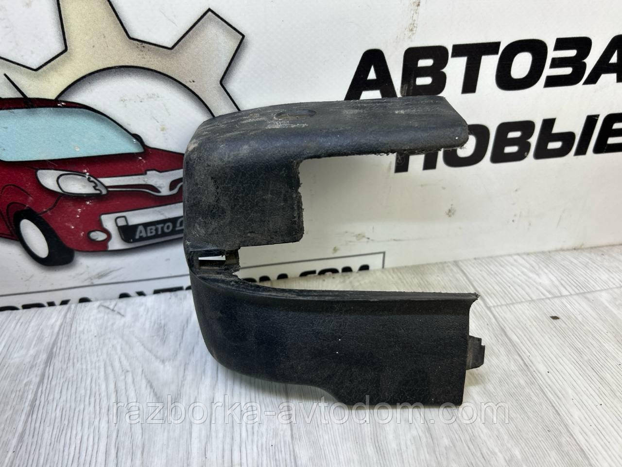 Накладка салазки сидіння права OPEL OMEGA B (1994-1999) OE:90458417