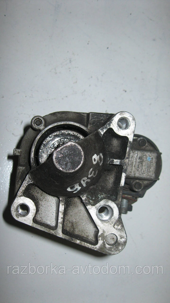Стартер CS1174 б/у (Valeo) Renault Kangoo, Laguna, Megane, SCENIC, SYMBOL, THALIA, Nissan KUBISTAR (8зуб) 12V