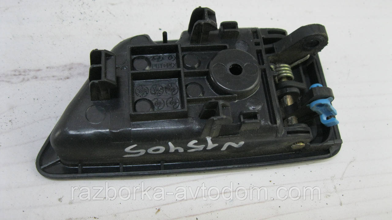 Ручка дверей передньої правої внутрішньої Hyundai Getz (2002-2005) OE:826201C000BJ