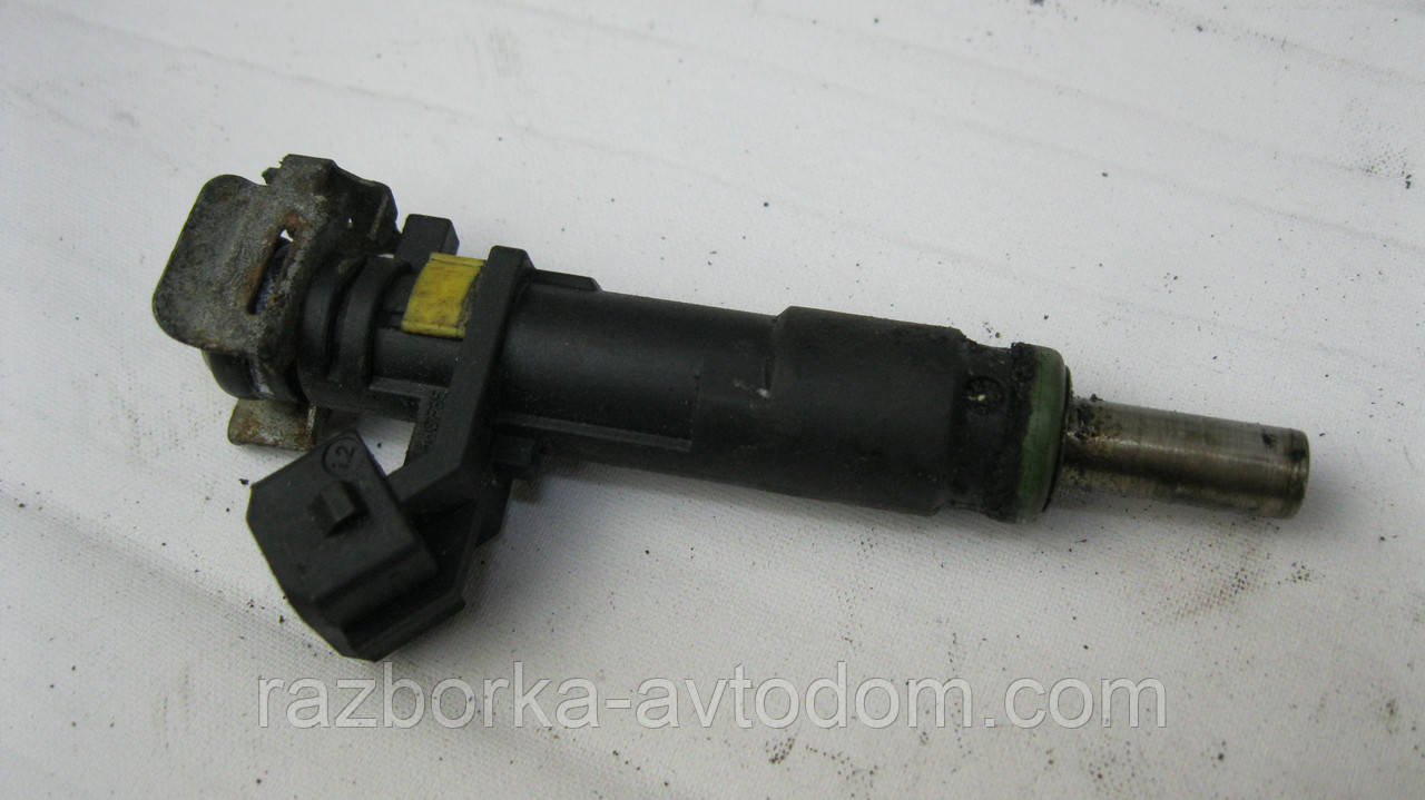 Форсунка паливна бензин Opel Astra H, Vectra C, Chevrolet Cruze 1,8i OE:93185686, 55353806