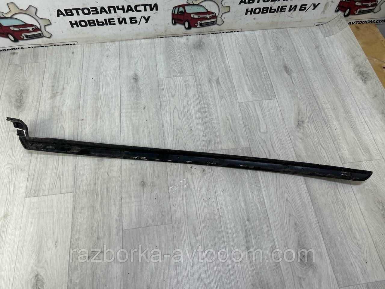 Накладка (молдінг) стійки лобового скла зовнішня права CITROEN C4 (04-08) OE:96563473XC ДЕФЕКТ фото 2
