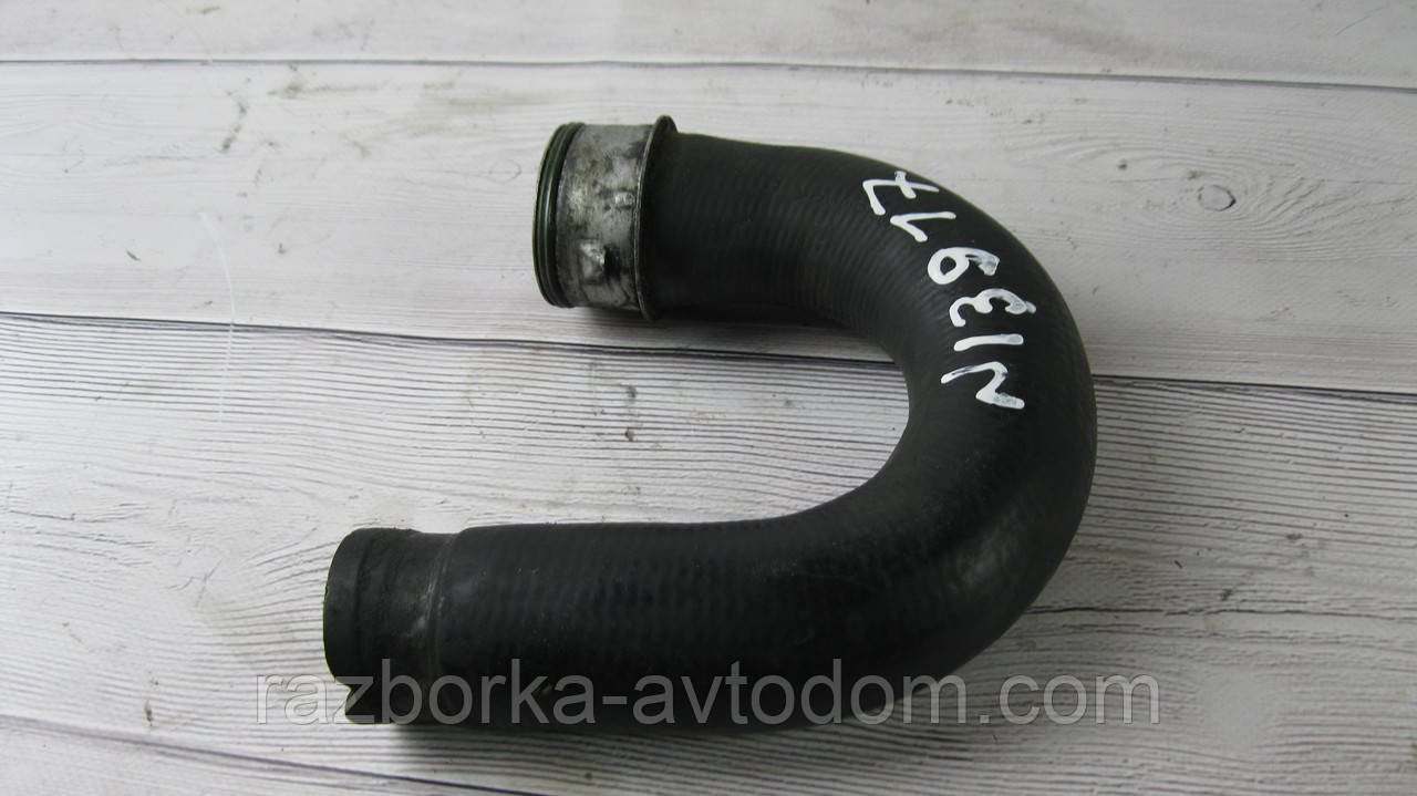 Патрубок інтеркулера Opel Combo 1.3CDTI (01-12), Fiat Doblo (09-15) 1.3 Mjtd OE:559731, 315805007 фото 2