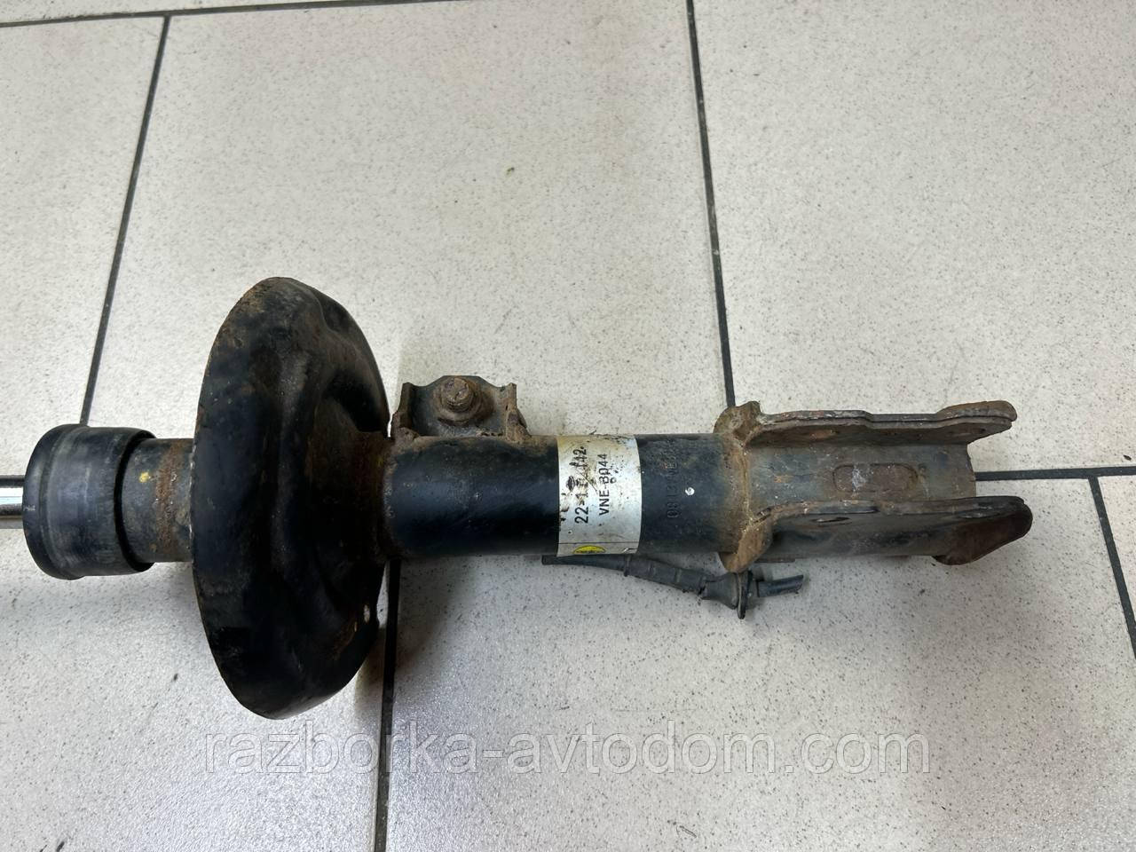 Амортизатор передній лівий Opel Corsa C, Combo C, Meriva A, Tigra OE:22110-442 фото 2