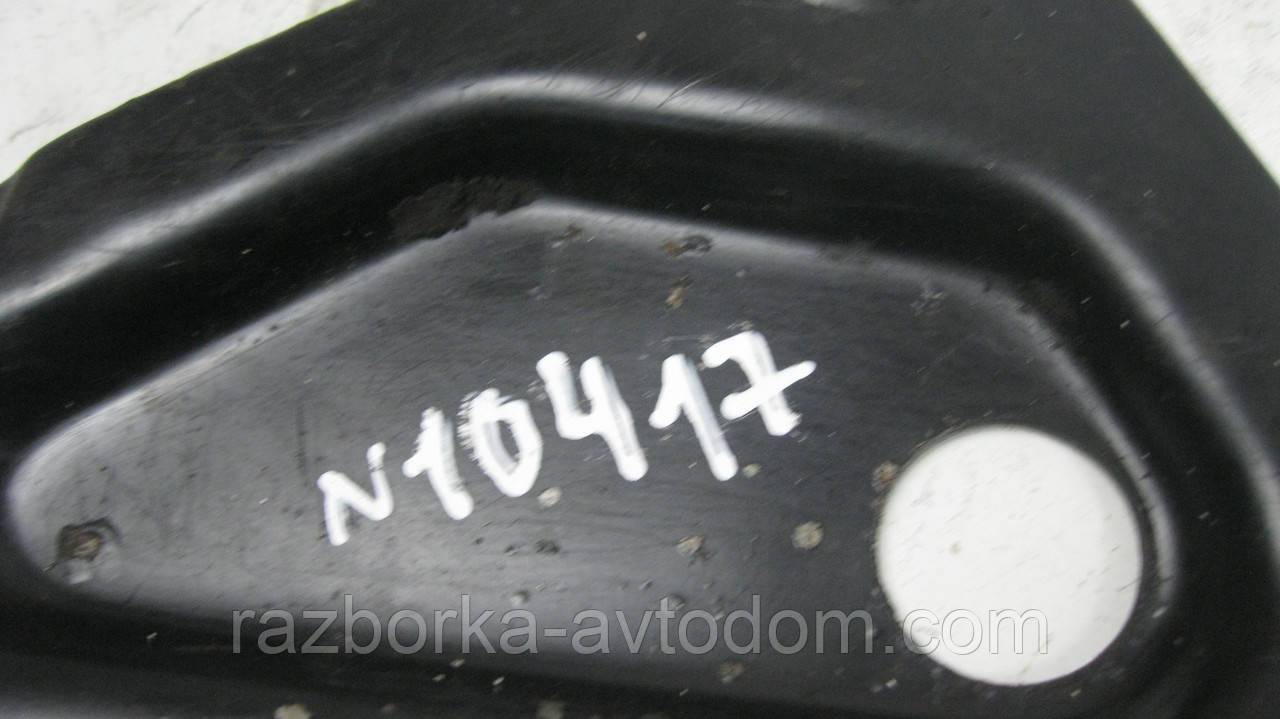 Кронштейн кріплення передньої балки лівий Opel Vectra B (1995-2002) OE:90497904