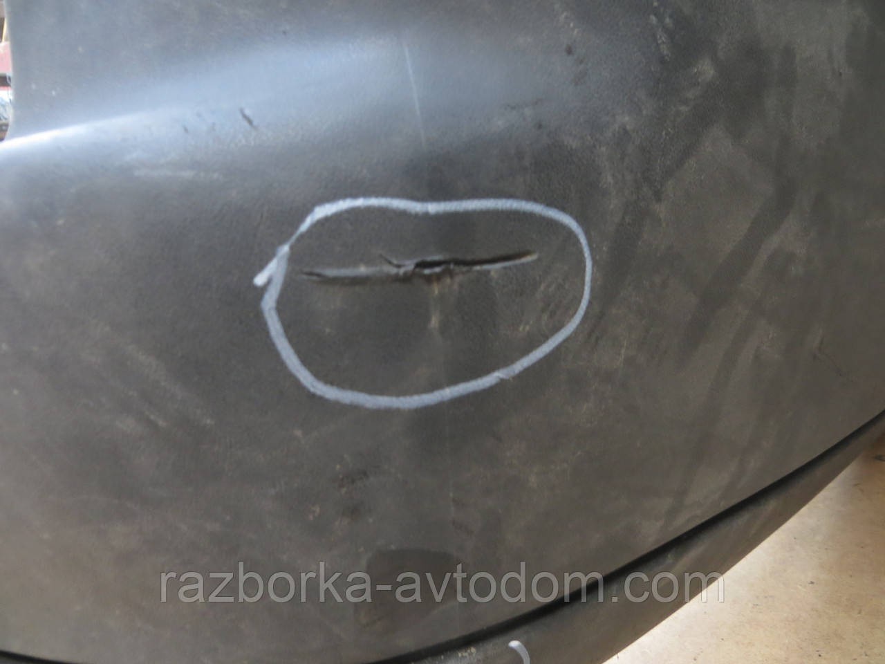 Бампер задній унів. Opel Omega A (86-89) OEM GM90224072