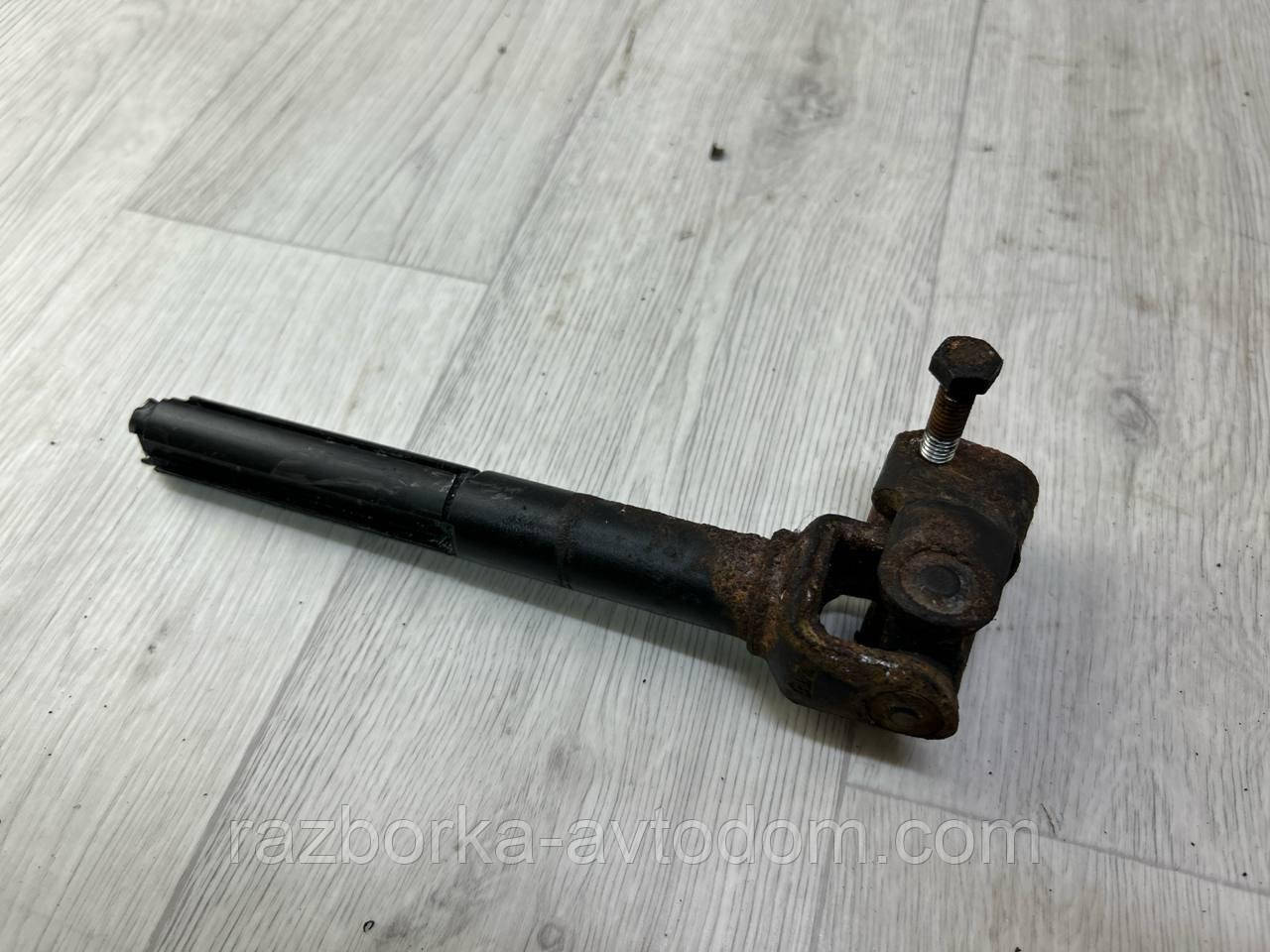 Кермова колонка (карданчик) нижня частина Opel Vectra C (03-), SIGNUM (03-) OE:24415478
