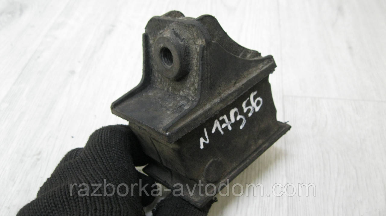 Подушка двигуна Mercedes Sprinter (1995-2000) OE: A9012412513