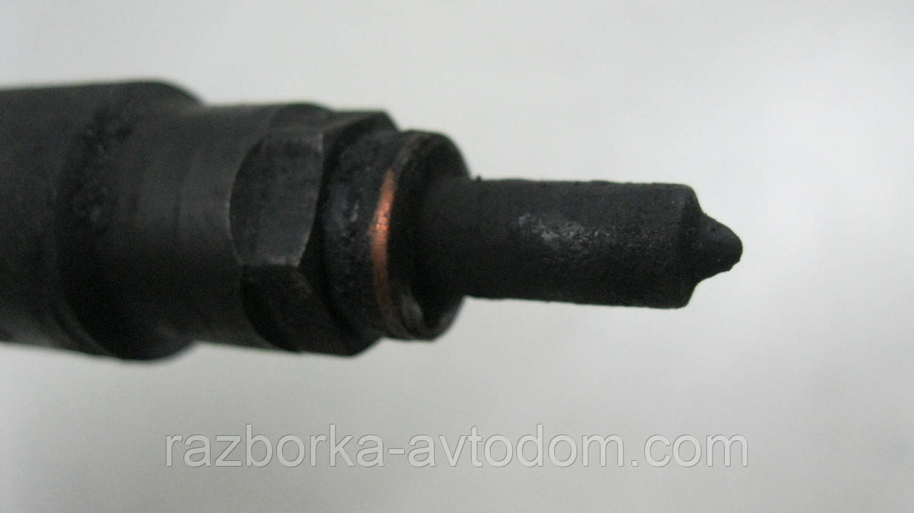 Форсунка паливна дизель VW Passat B5 (1997-2000) 1.9TDI OE:028130202H Дефект: оббірений роз'єм